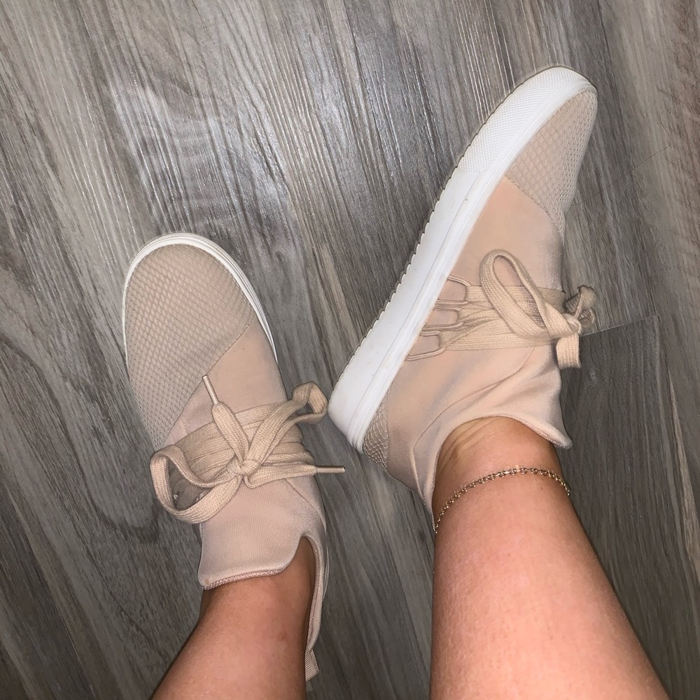 Steve Madden Blush Lancer Shoes